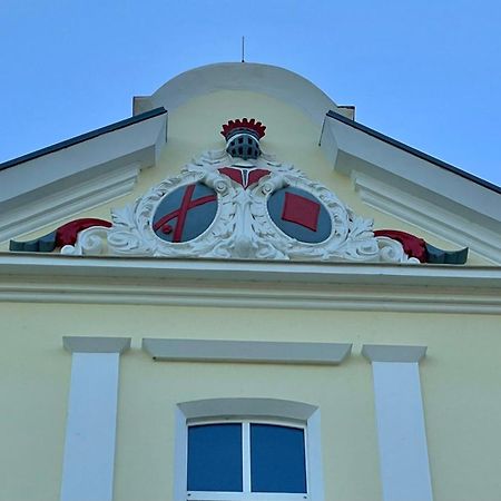 Schloss Schmuggerow المظهر الخارجي الصورة