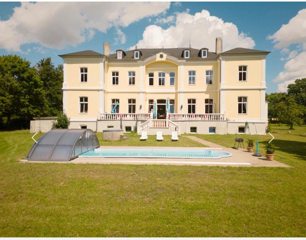 Schloss Schmuggerow المظهر الخارجي الصورة